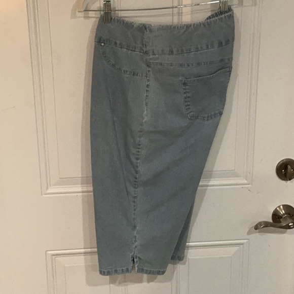 Ruby Rd. Light Blue Denim Capris - Picture 10 of 15